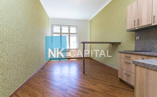 Pronájem bytu 1+kk 23 m², Ostrovského, Praha 5 - Smíchov