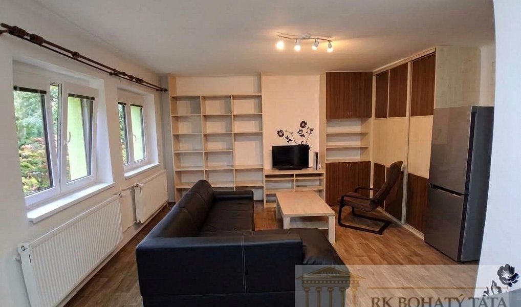 Pronájem domu 110 m² s pozemkem 848 m², Praha – náhled fotky 5