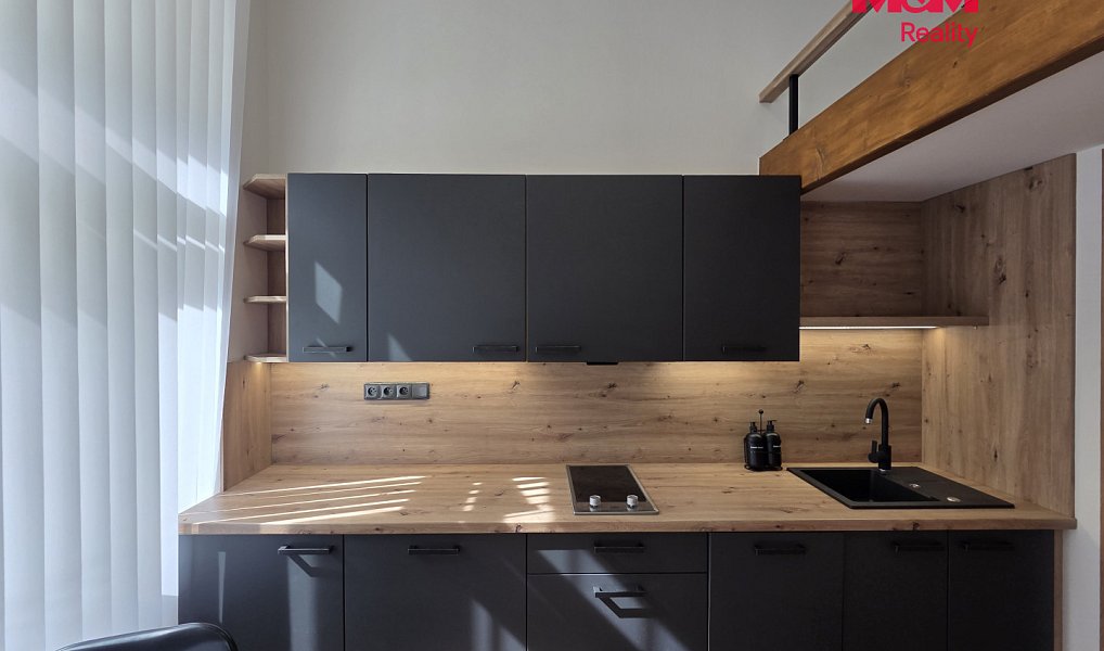Prodej bytu 1+kk 18 m², Praha – náhled fotky 4