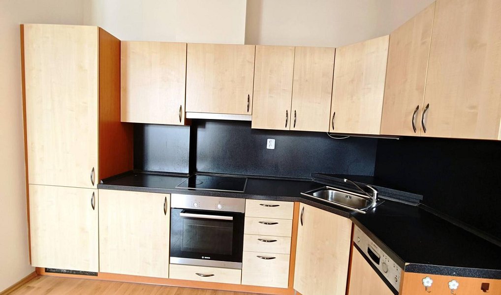 Pronájem bytu 3+kk 62 m², Černý Důl – náhled fotky 2