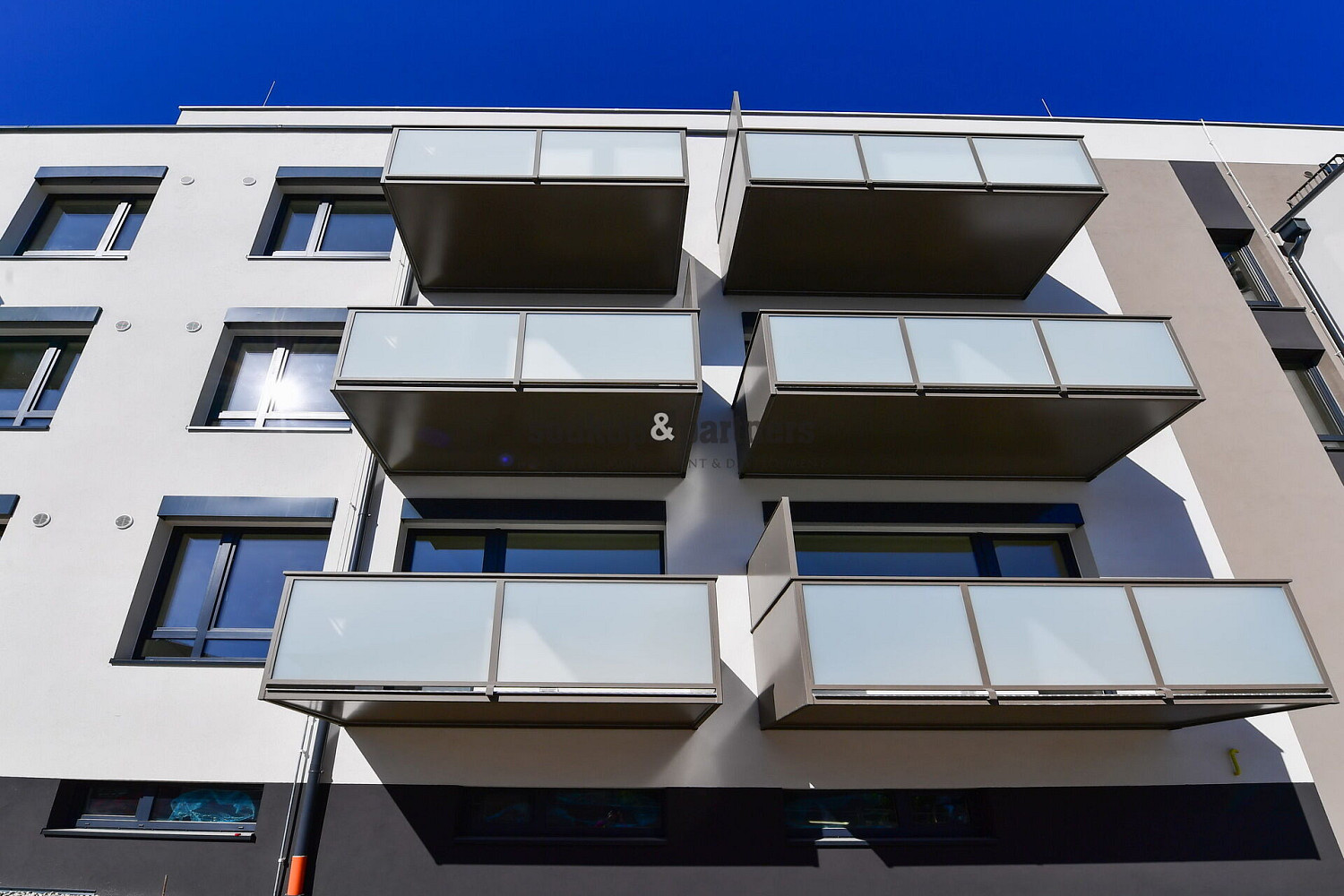 Prodej bytu 1+kk 37 m² — photo 2