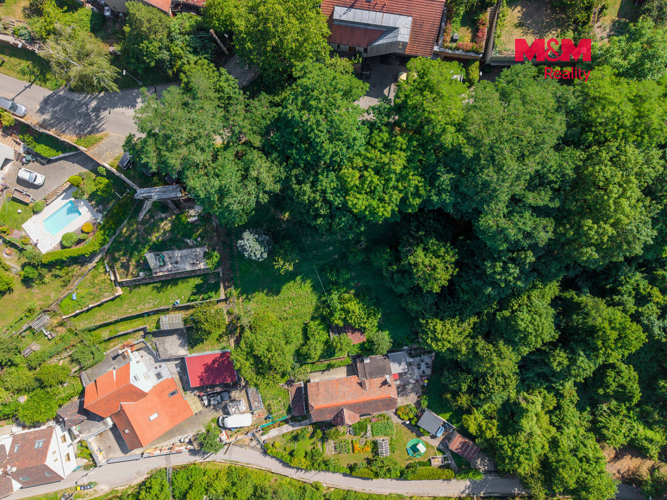 Prodej stavebního pozemku 1 176 m² — photo 2