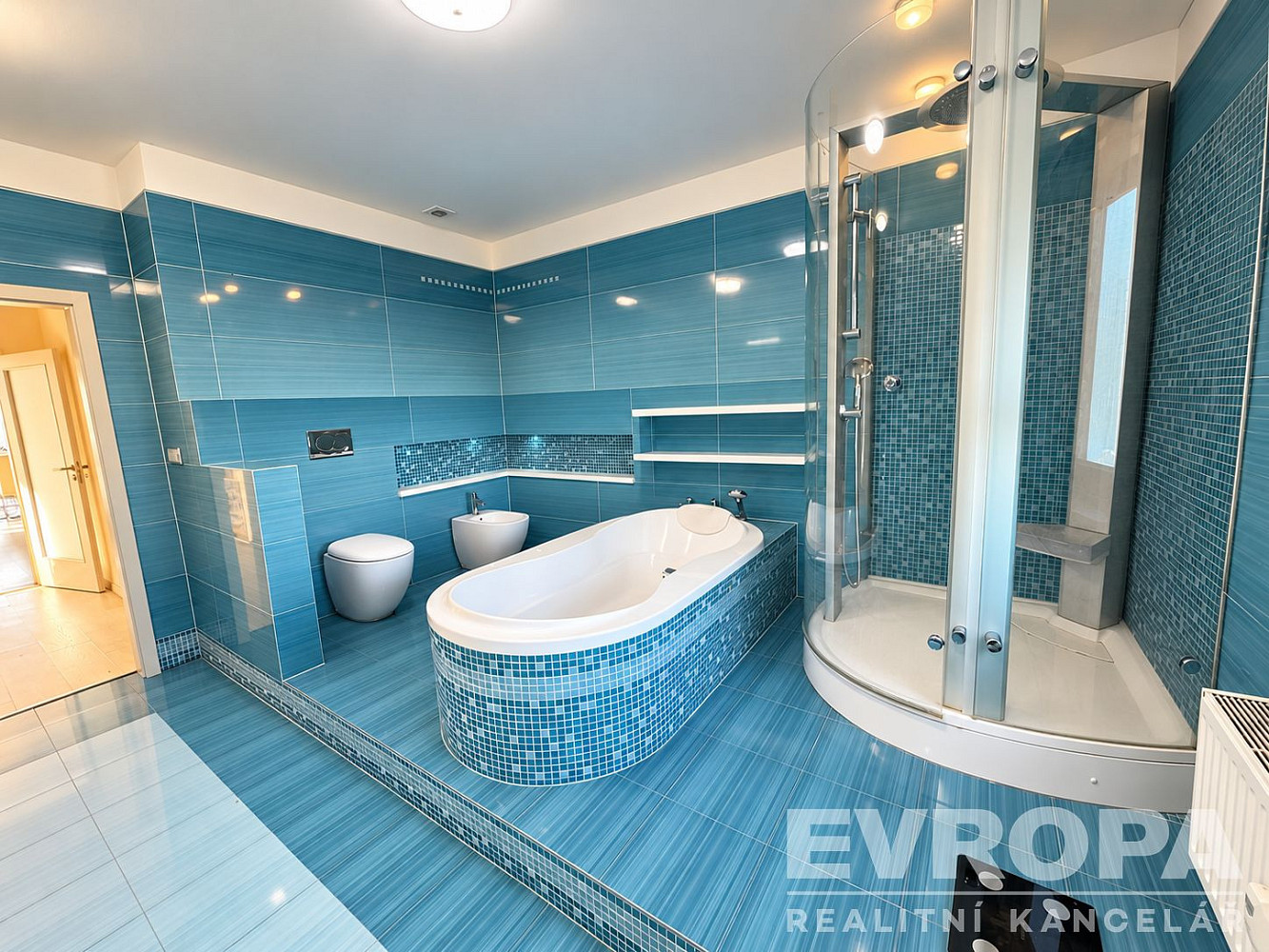 Pronájem bytu 3+kk 153 m² – fotografie 5