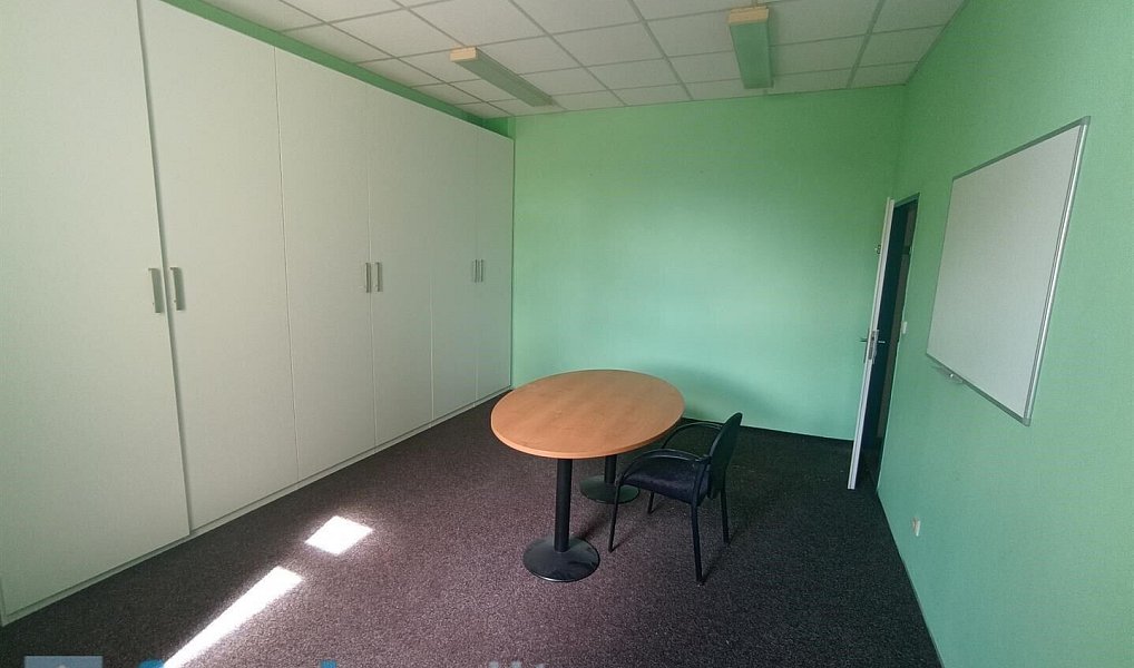 Pronájem kanceláře 90 m², Ústí nad Labem – náhled fotky 4