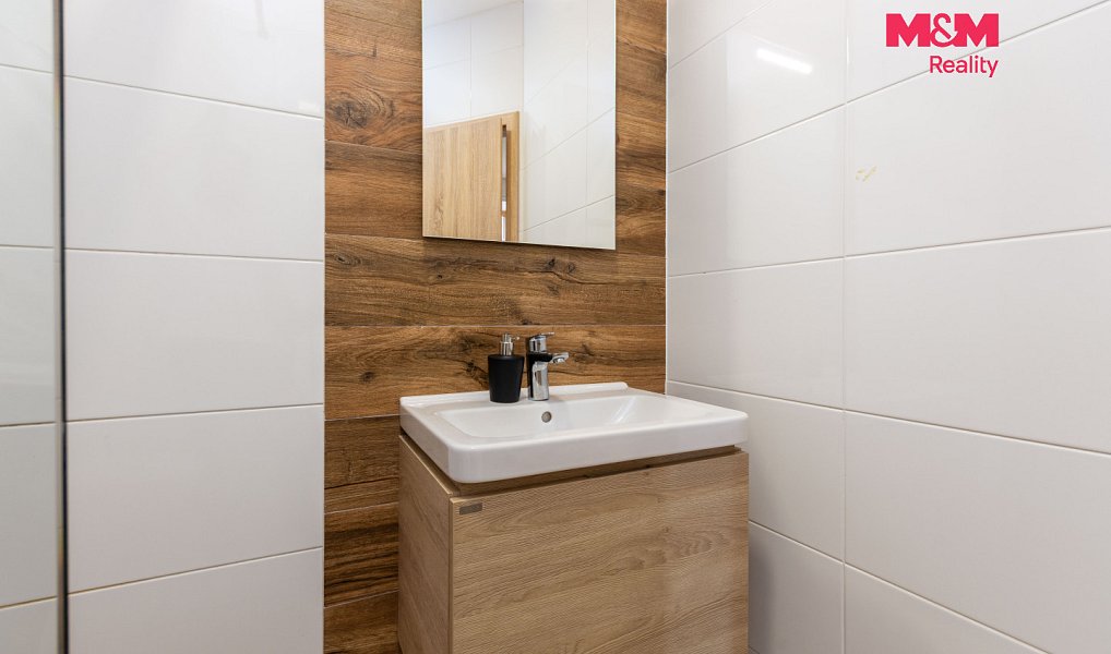 Prodej bytu 1+kk 18 m², Horní Lhota – náhled fotky 9