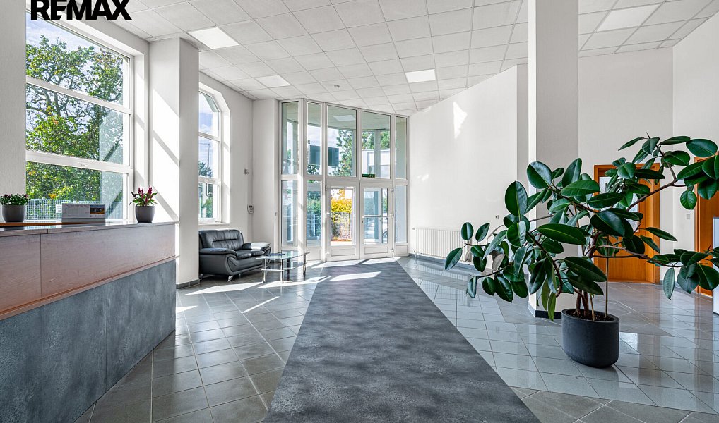 Prodej výrobních prostor 2 029 m², Olomouc – náhled fotky 11