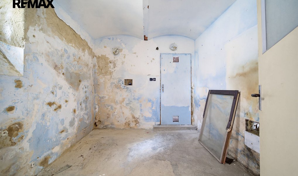 Prodej domu 340 m² s pozemkem 300 m², Aš – náhled fotky 34