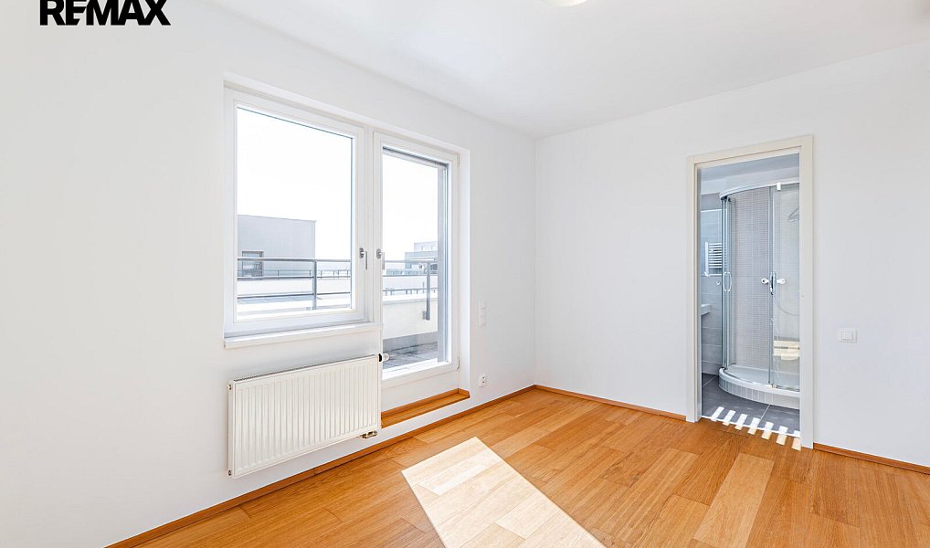 Prodej bytu 4+kk 99 m², Praha – náhled fotky 15