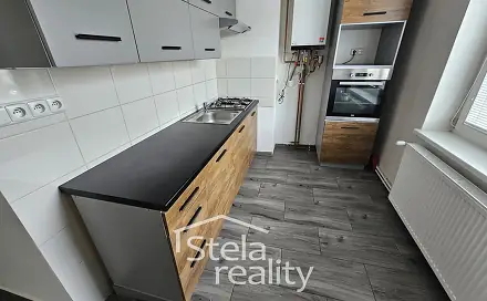 Pronájem bytu 2+1 55 m², Požárníků, Bruntál