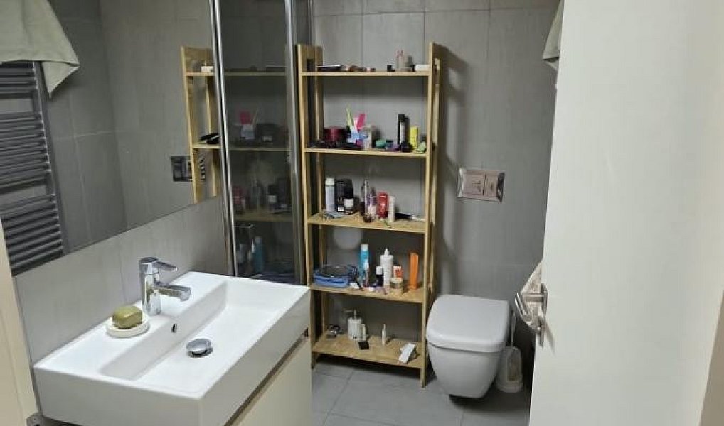 Pronájem bytu 2+kk 50 m², Praha – náhled fotky 3