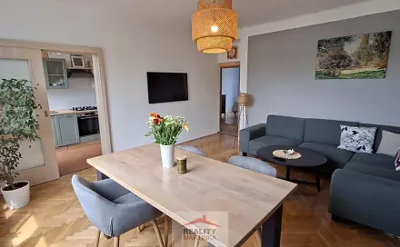 Prodej bytu 3+1 90 m², Husova, Valašské Meziříčí, okres Vsetín