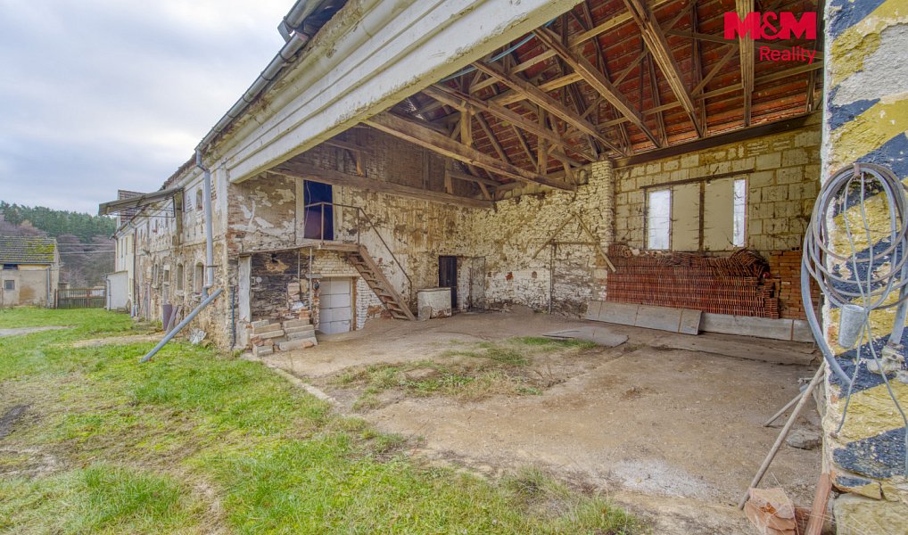 Prodej domu 300 m² s pozemkem 2 031 m², Stříbro – náhled fotky 17