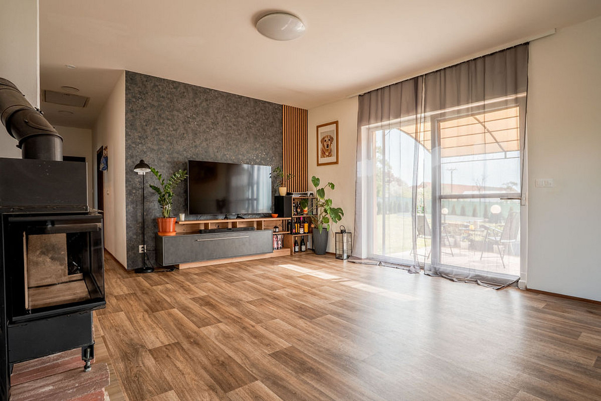 Prodej domu 129 m² s pozemkem 1 095 m²