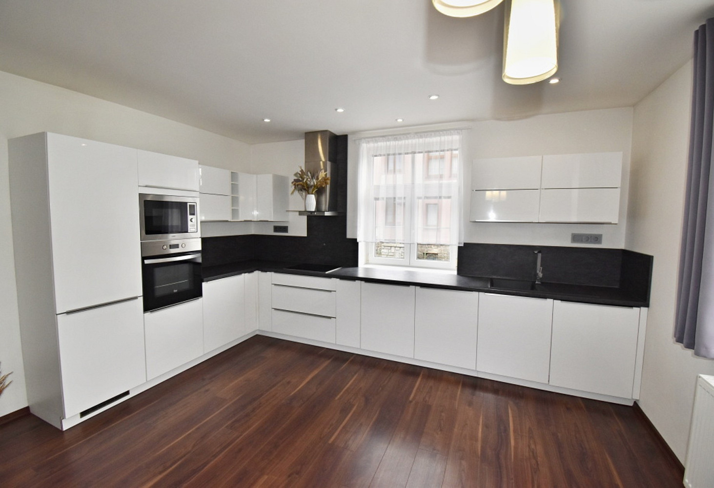 Prodej bytu 3+kk 107 m² — photo 2
