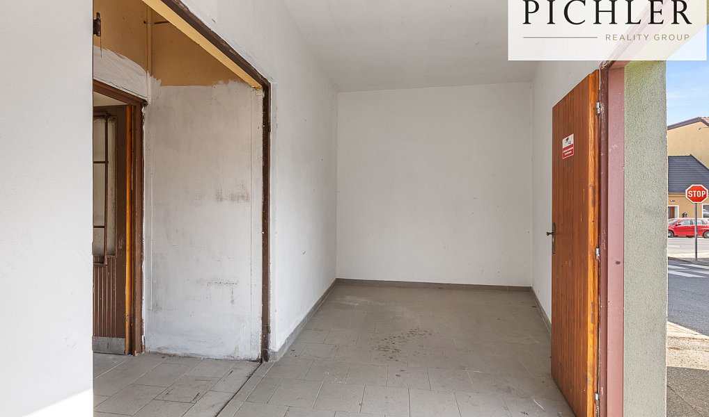 Prodej obchodních prostor 135 m², Nové Strašecí – náhled fotky 20