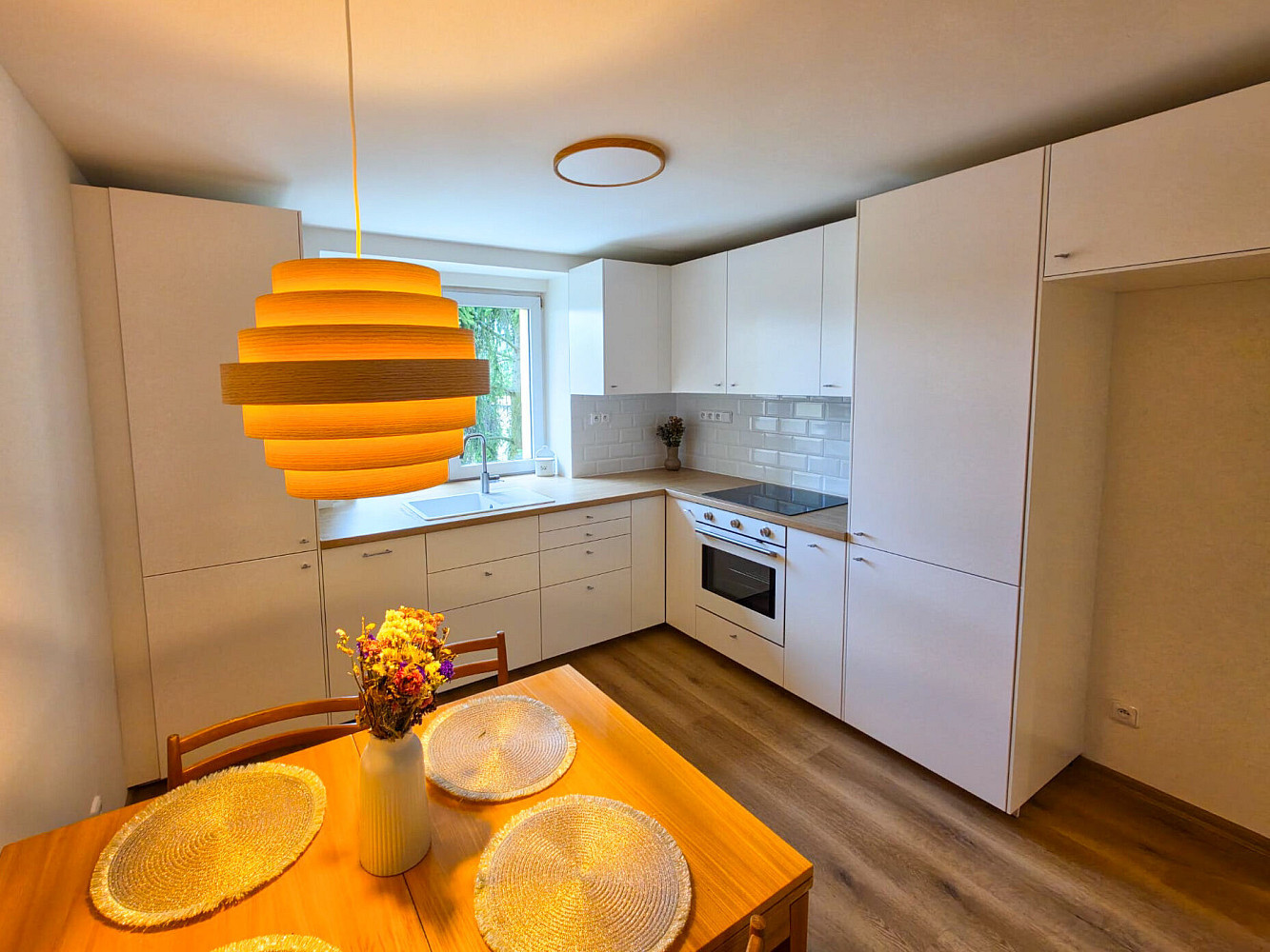 Pronájem bytu 2+1 50 m² – fotografie 3