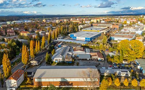 Dražba výrobních prostor 6 830 m², třída Bří Čapků, Hodonín