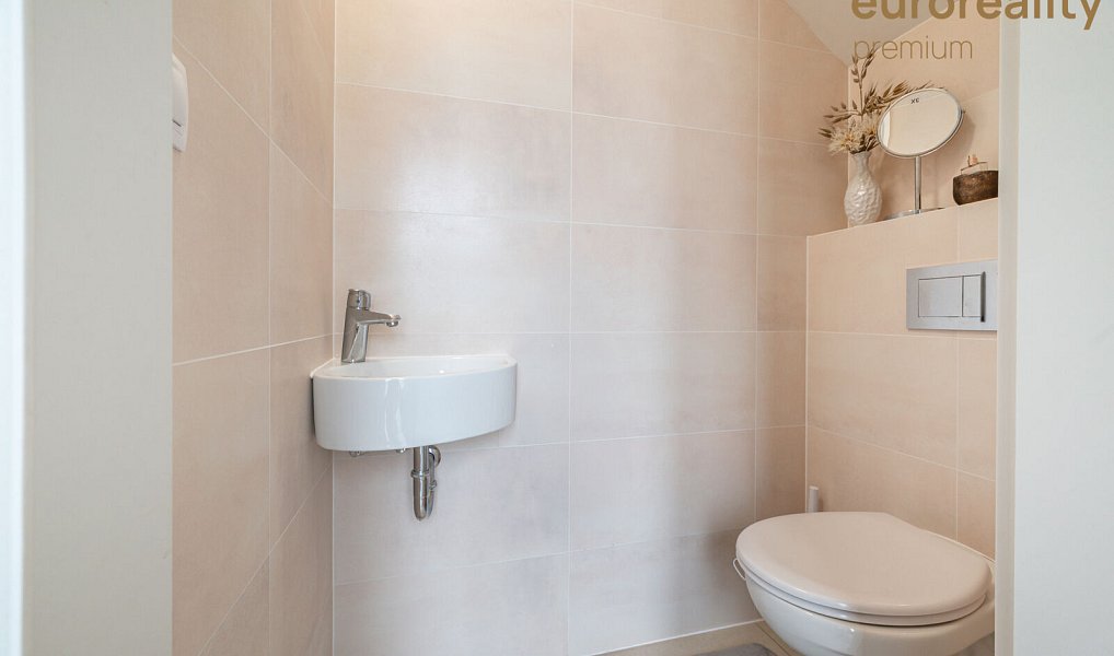 Pronájem domu 100 m² s pozemkem 61 m², Chodová Planá – náhled fotky 9