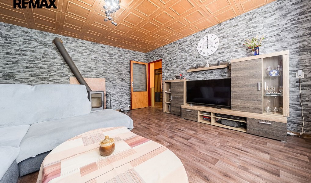 Prodej domu 280 m² s pozemkem 1 208 m², Vémyslice – náhled fotky 5