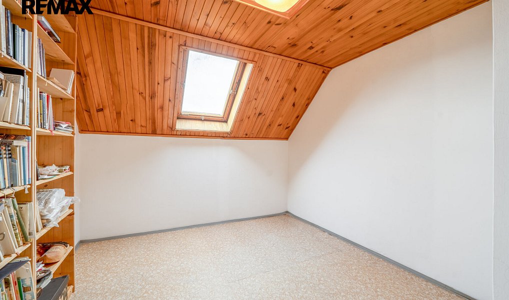 Prodej domu 210 m² s pozemkem 142 m², Vimperk – náhled fotky 19