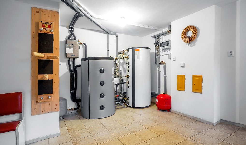 Prodej domu 237 m² s pozemkem 1 323 m², Horní Jelení – náhled fotky 25