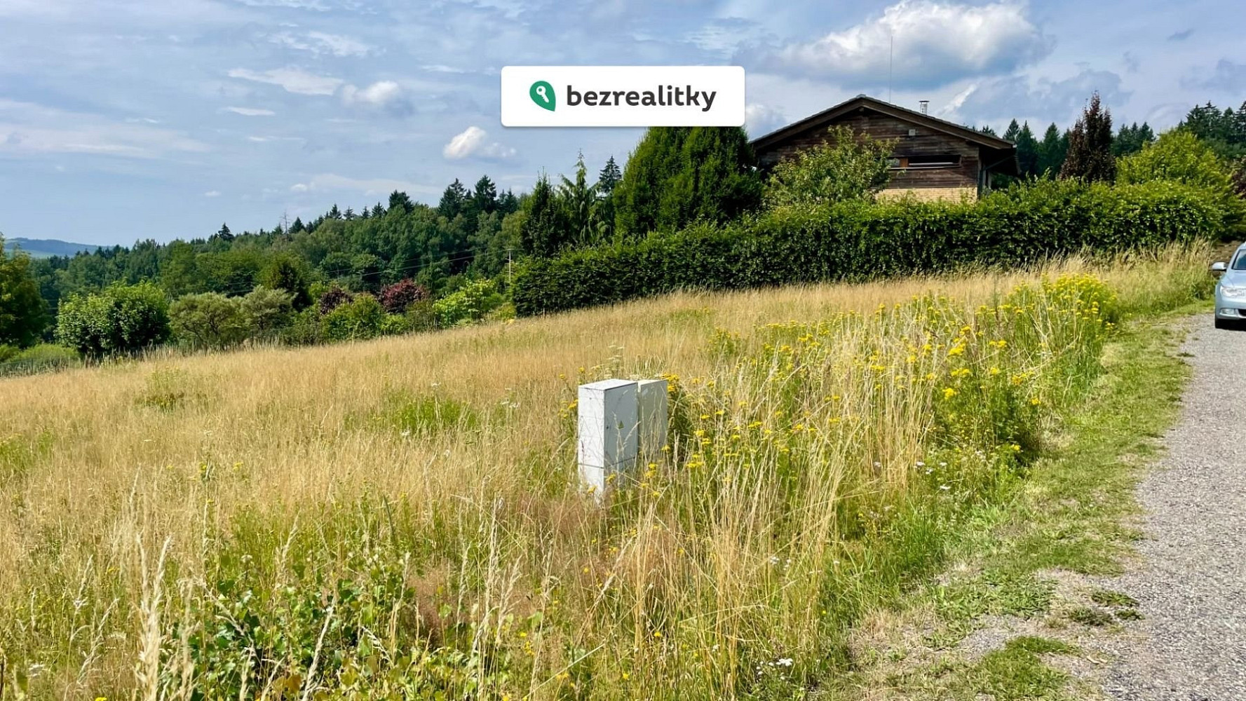Prodej stavebního pozemku 2 205 m² – fotografie 3