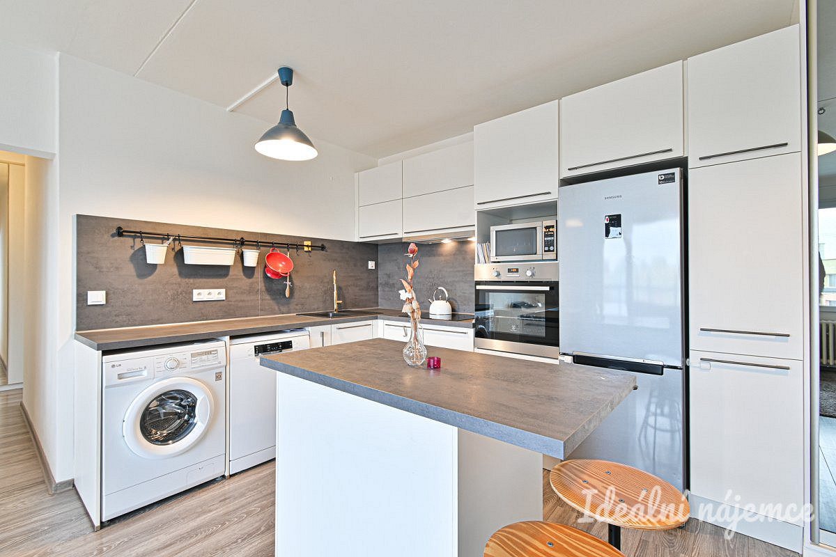 Pronájem bytu 2+kk 50 m² – pohled 3