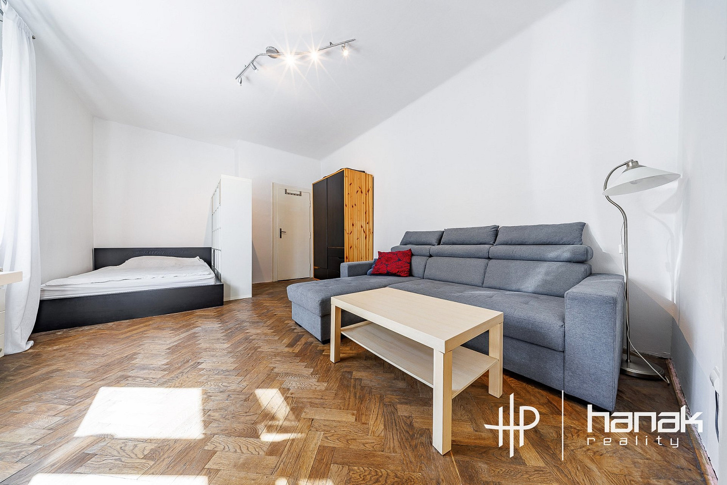 Prodej bytu 1+1 42 m² – fotografie 4