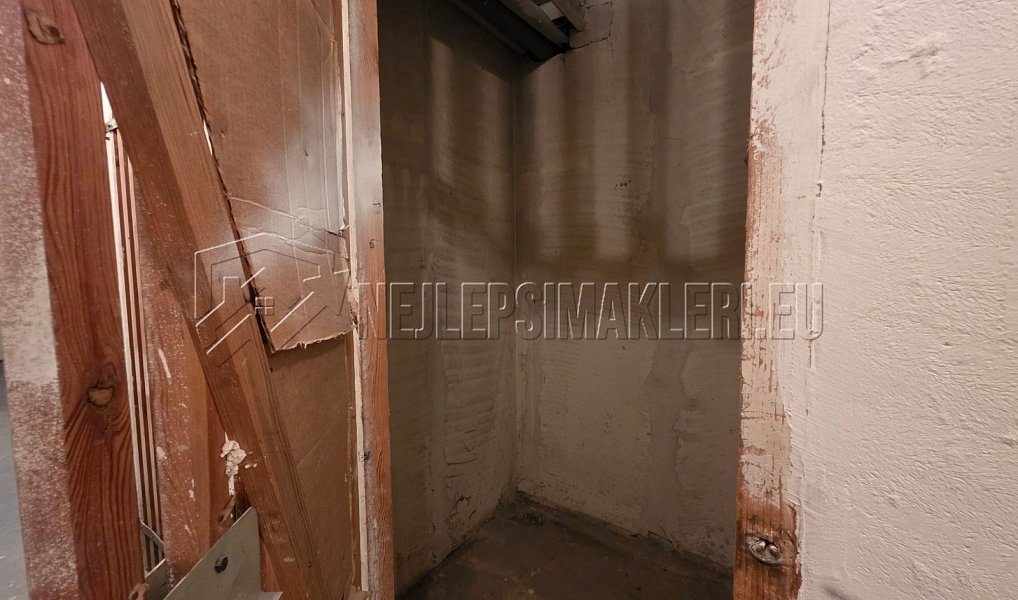 Prodej bytu 4+1 84 m², Praha – náhled fotky 33