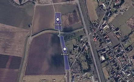 Prodej pole 2 451 m², Mělník