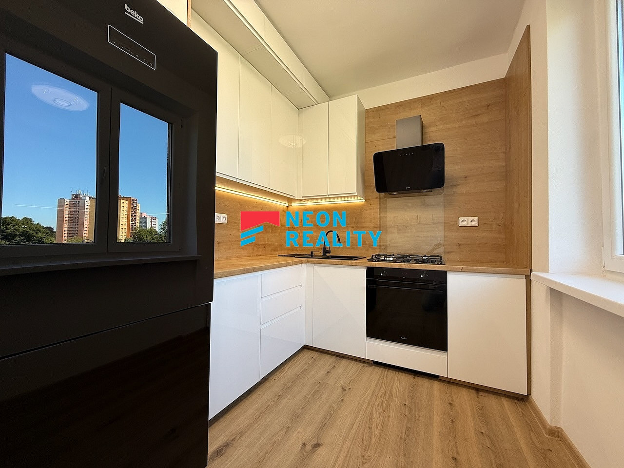 Pronájem bytu 3+kk 64 m² — photo 4