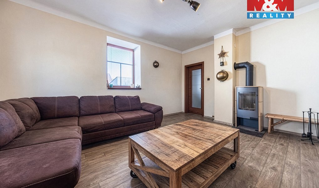 Prodej domu 300 m² s pozemkem 3 109 m², Pluhův Žďár – náhled fotky 4