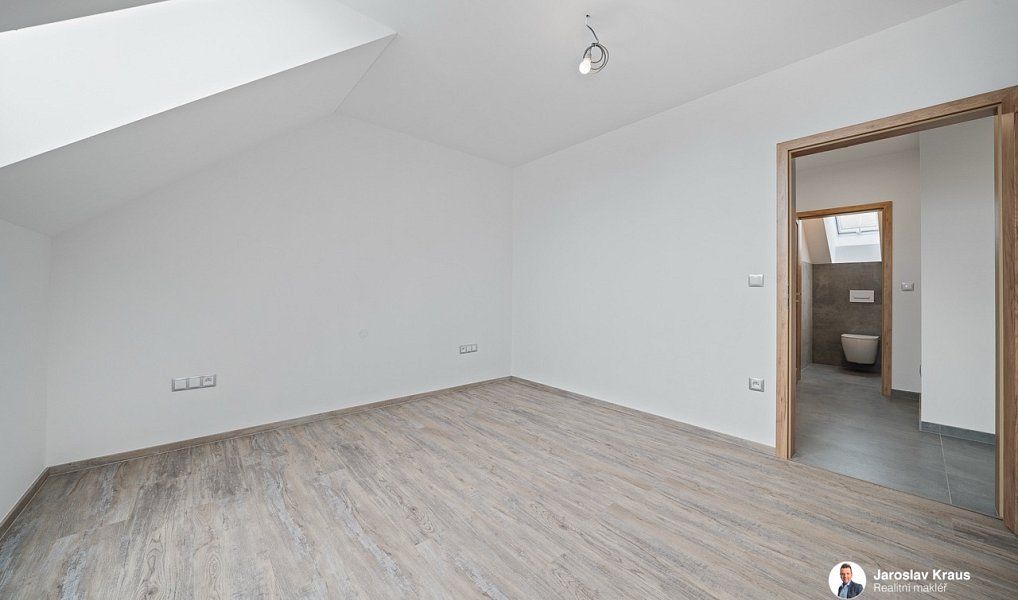 Prodej domu 134 m² s pozemkem 148 m², Nová Paka – náhled fotky 29