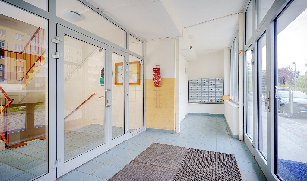 Prodej bytu 3+1 72 m², Praha – náhled fotky 12