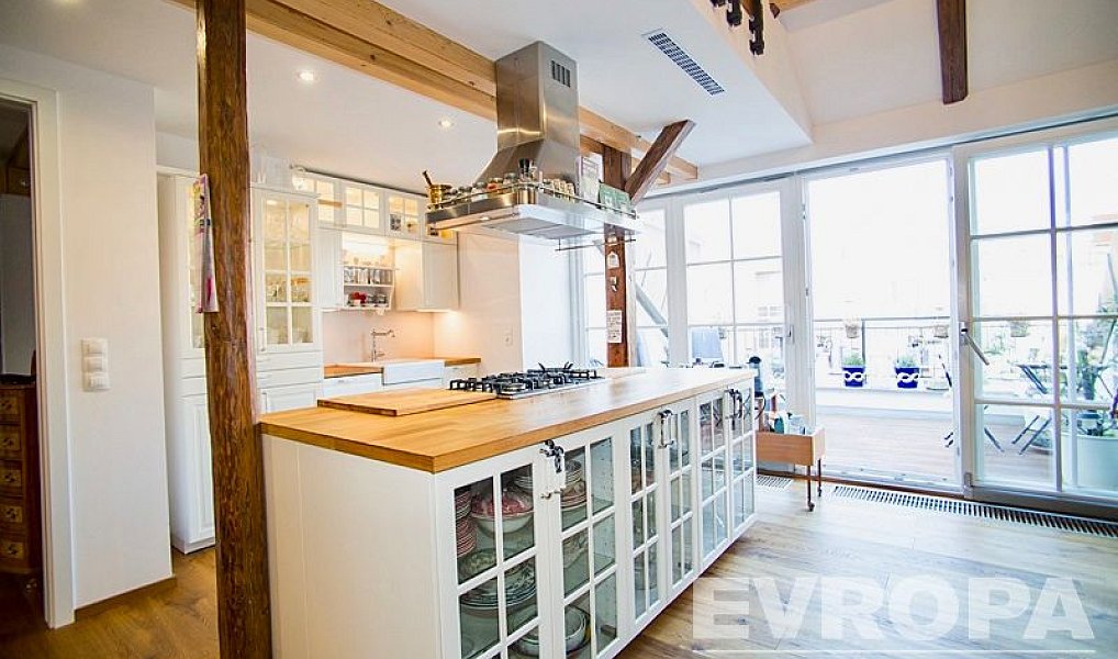 Prodej bytu 5+kk 240 m², Praha – náhled fotky 4