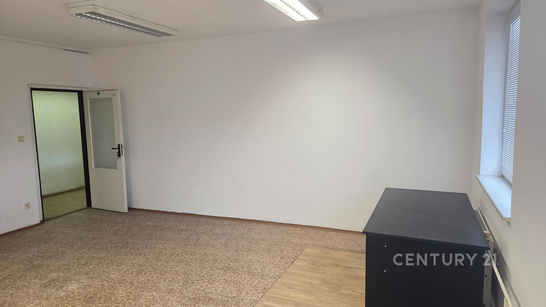 Pronájem kanceláře 86 m² – fotografie 5