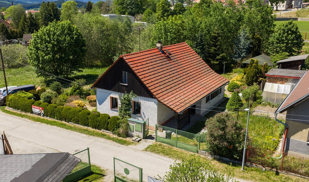 Prodej domu 90 m² s pozemkem 583 m², Horní Planá – náhled fotky 3