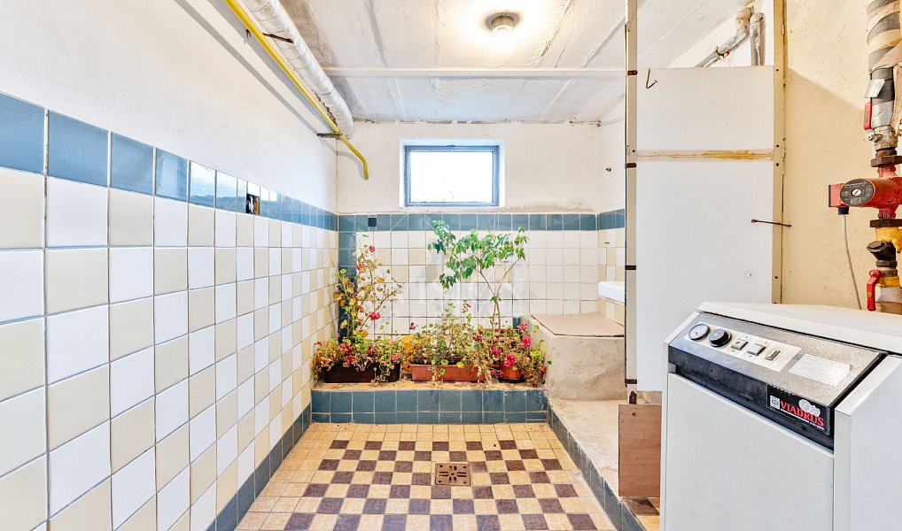 Prodej domu 310 m² s pozemkem 863 m², Chýnov – náhled fotky 20