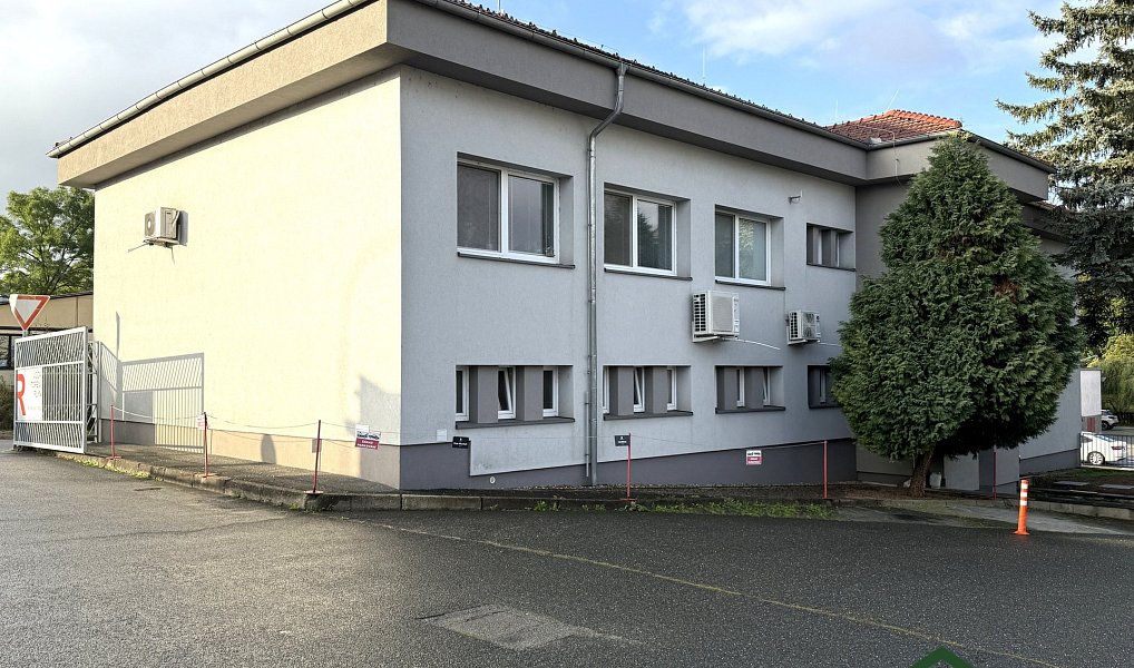 Pronájem kanceláře 21 m², Blansko – náhled fotky 2