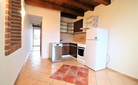 Pronájem bytu 2+kk 36 m², Pod Radnicí, Neveklov, okres Benešov