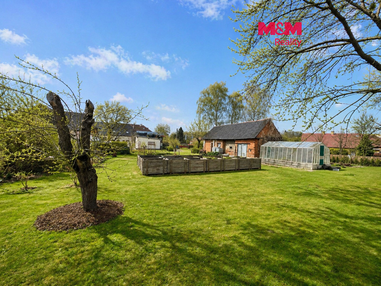 Prodej stavebního pozemku 706 m²