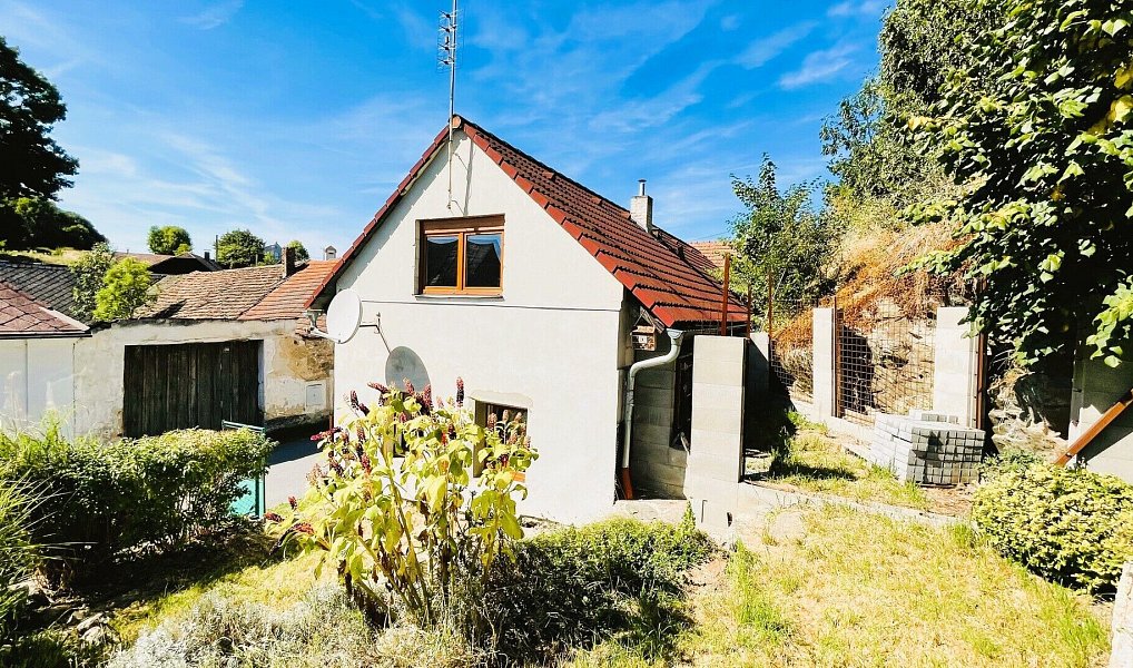 Prodej rodinného domu, 70 m², Jindřichův Hradec, Strmilov