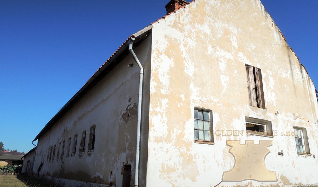Prodej výrobních prostor 7 000 m², Dublovice – náhled fotky 17