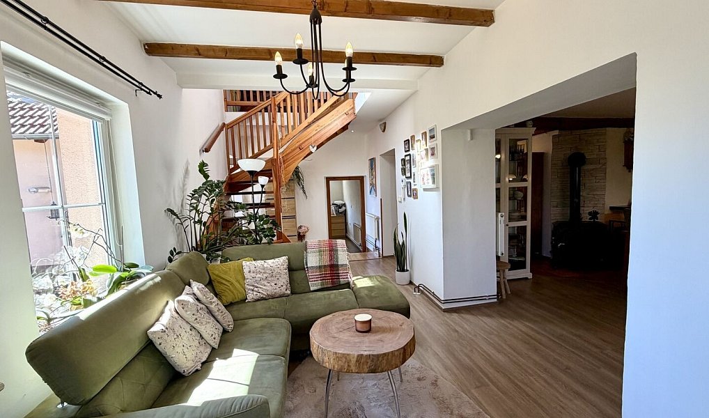 Prodej domu 214 m² s pozemkem 611 m², Stará Huť – náhled fotky 7