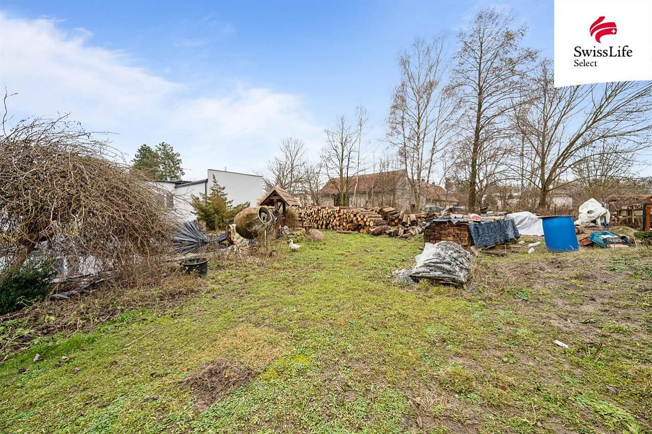 Prodej komerčního pozemku 946 m² – fotografie 5