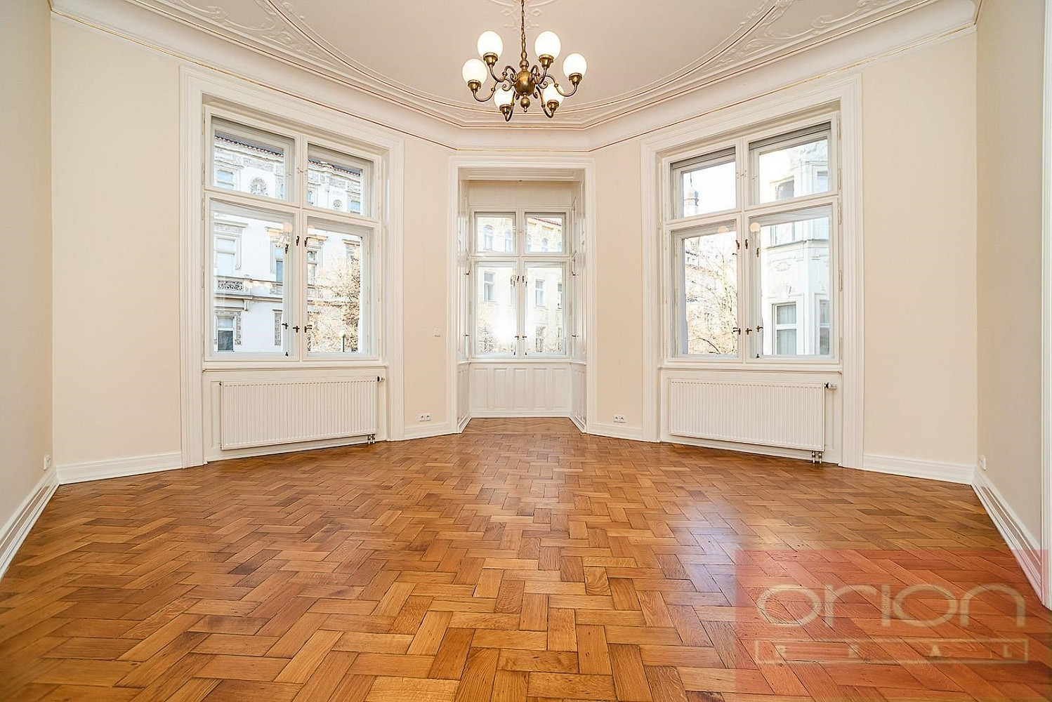 Pronájem bytu 4+1 151 m² – fotografie 2
