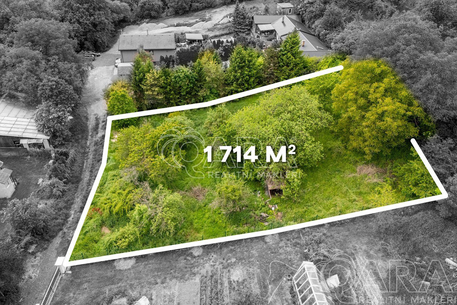 Prodej stavebního pozemku 1 714 m² – fotografie 2