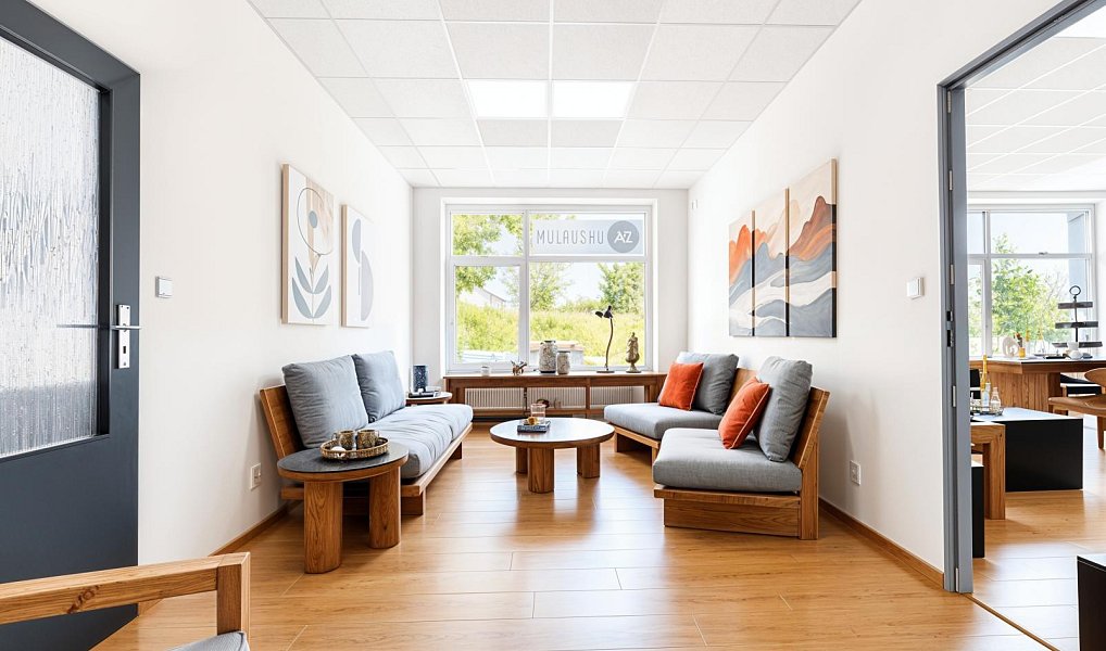 Prodej výrobních prostor 1 020 m², Mrač – náhled fotky 8