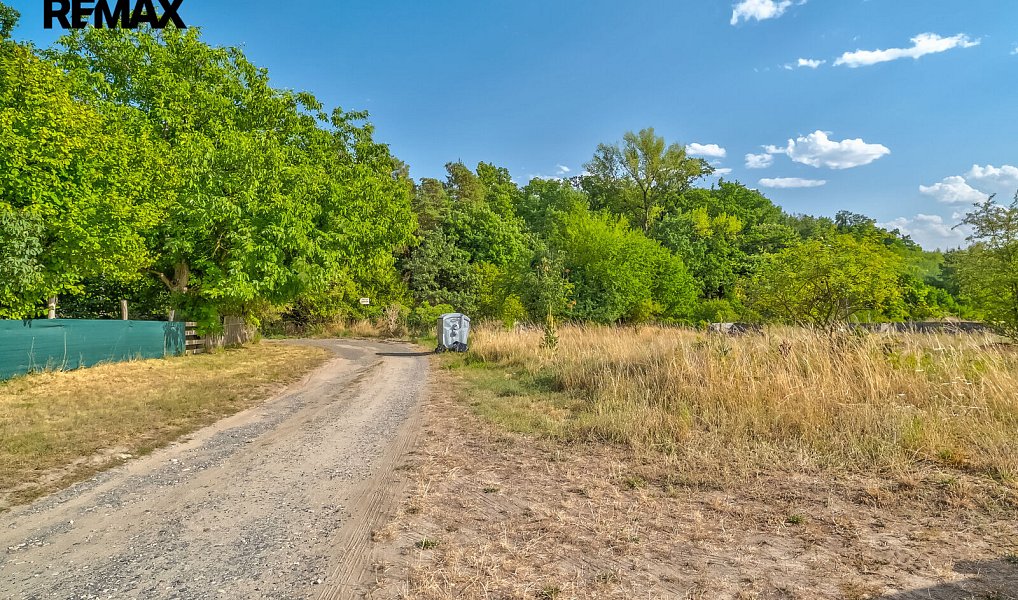 Prodej stavebního pozemku 7 108 m², Liběchov – náhled fotky 13