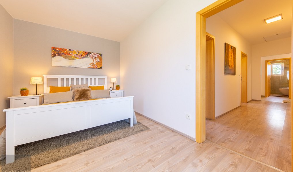 Prodej domu 136 m² s pozemkem 1 m², Praha – náhled fotky 8